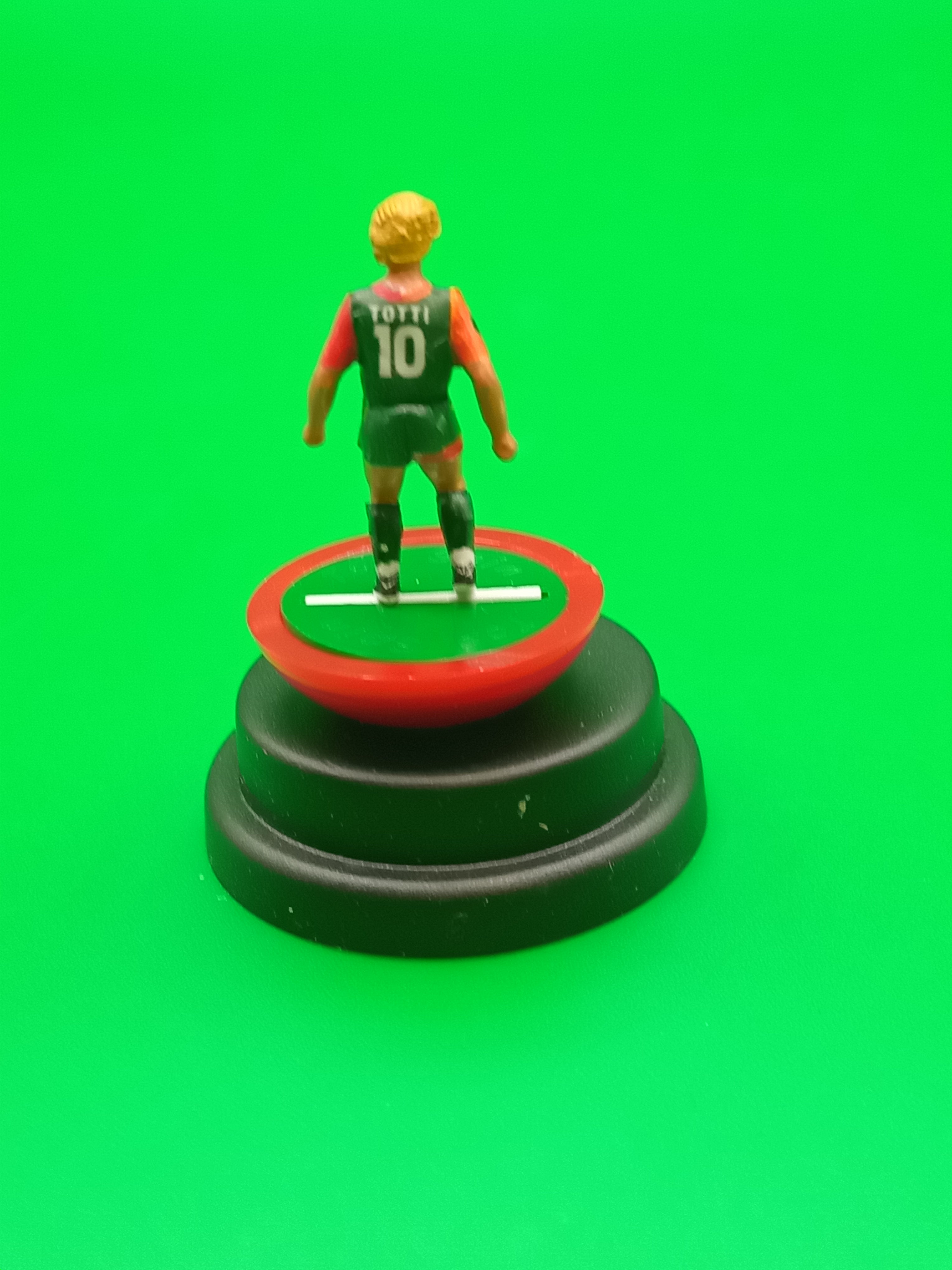 Subbuteolab riproduzione miniatura Francesco Totti maglia Roma 2005/06
