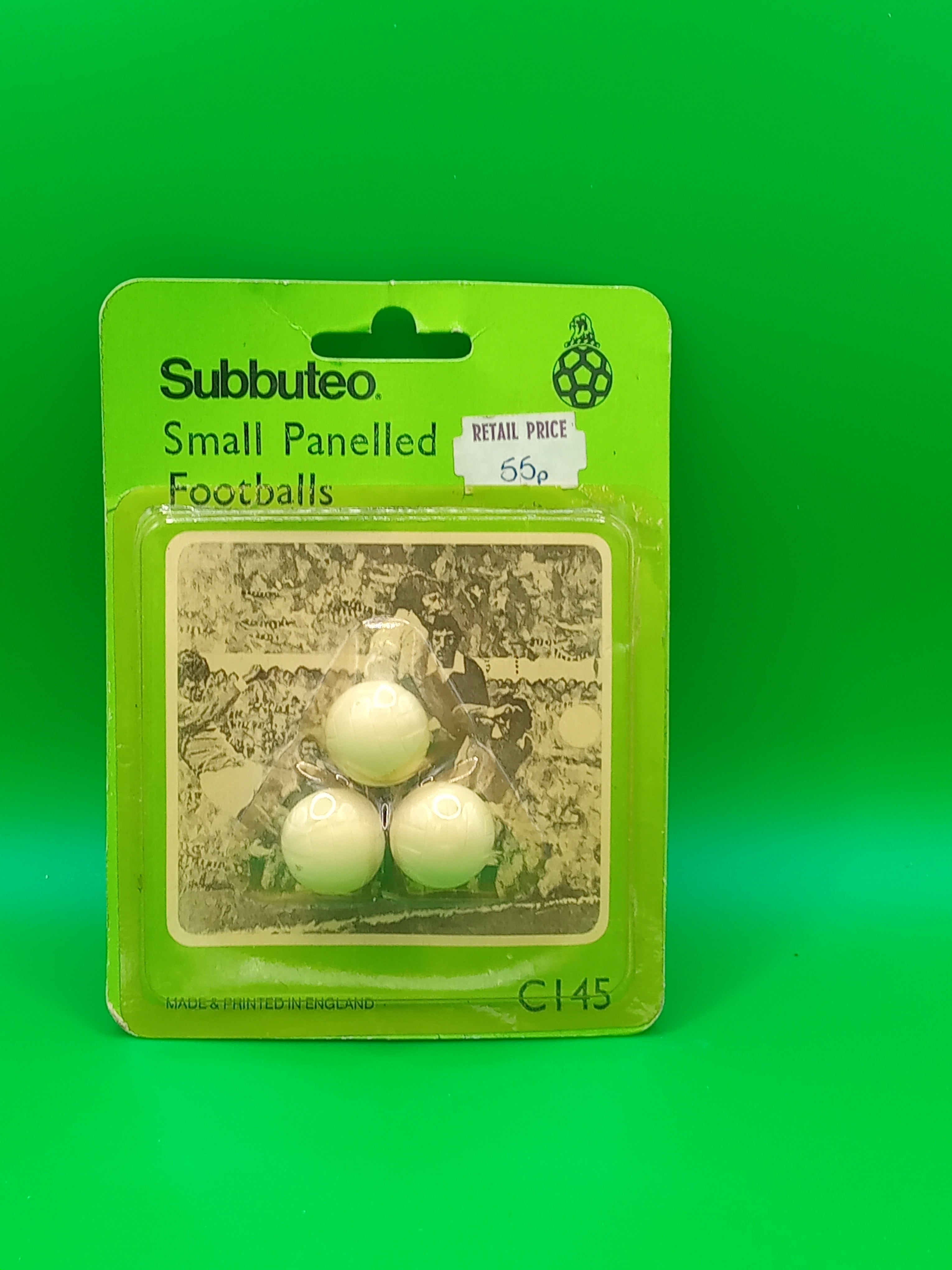 Subbuteo blister 3 Small Panelled Footballs C145