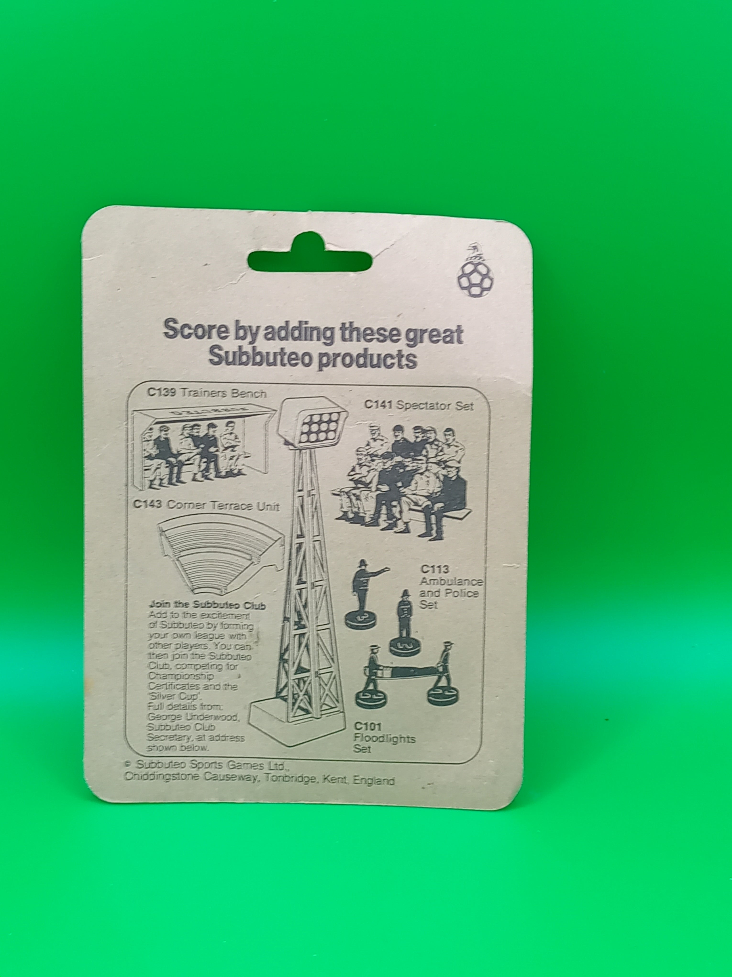 Subbuteo blister 3 Small Panelled Footballs C145
