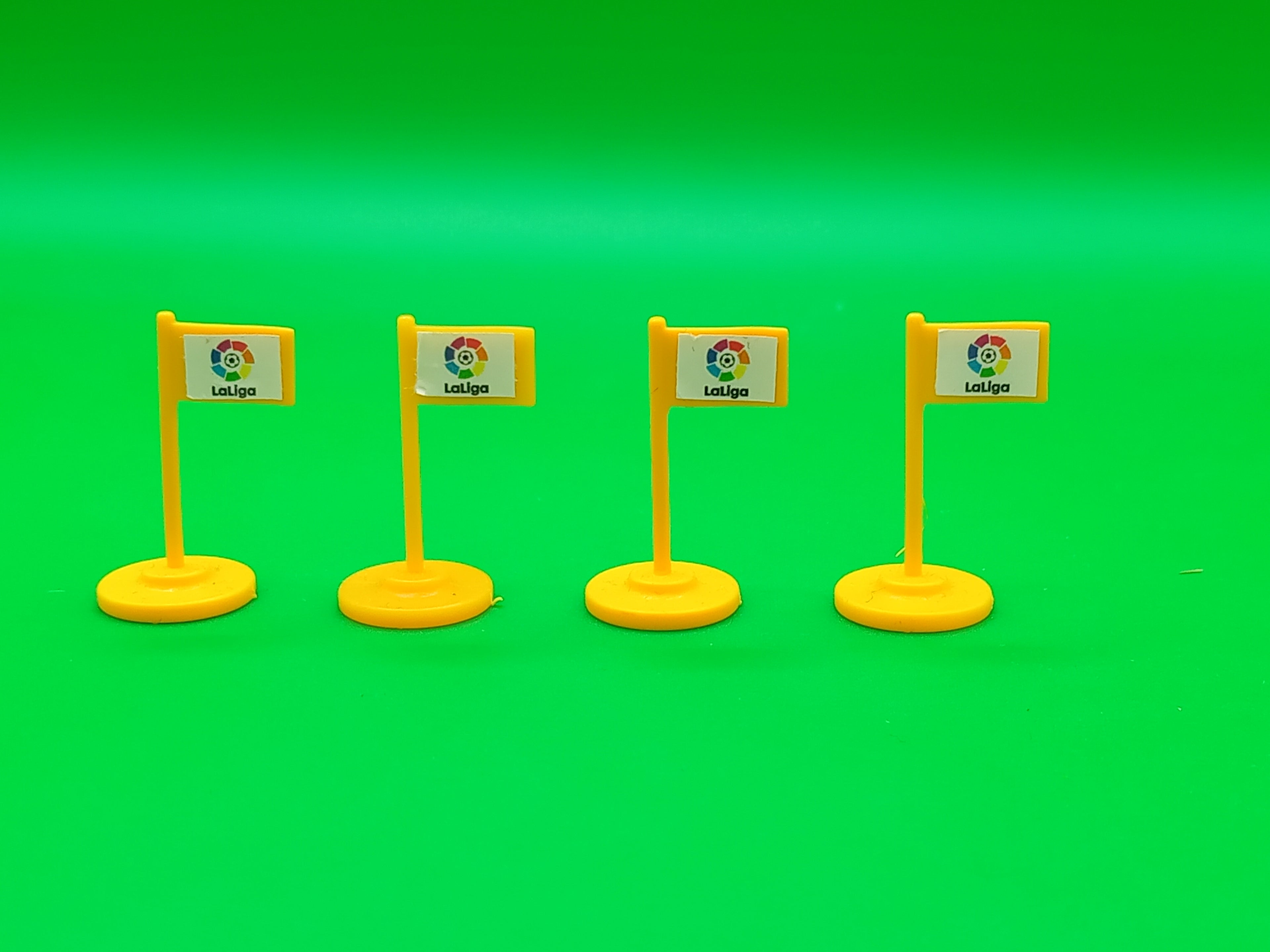 Subbuteo kit 4 bandierine corner arancione Liga