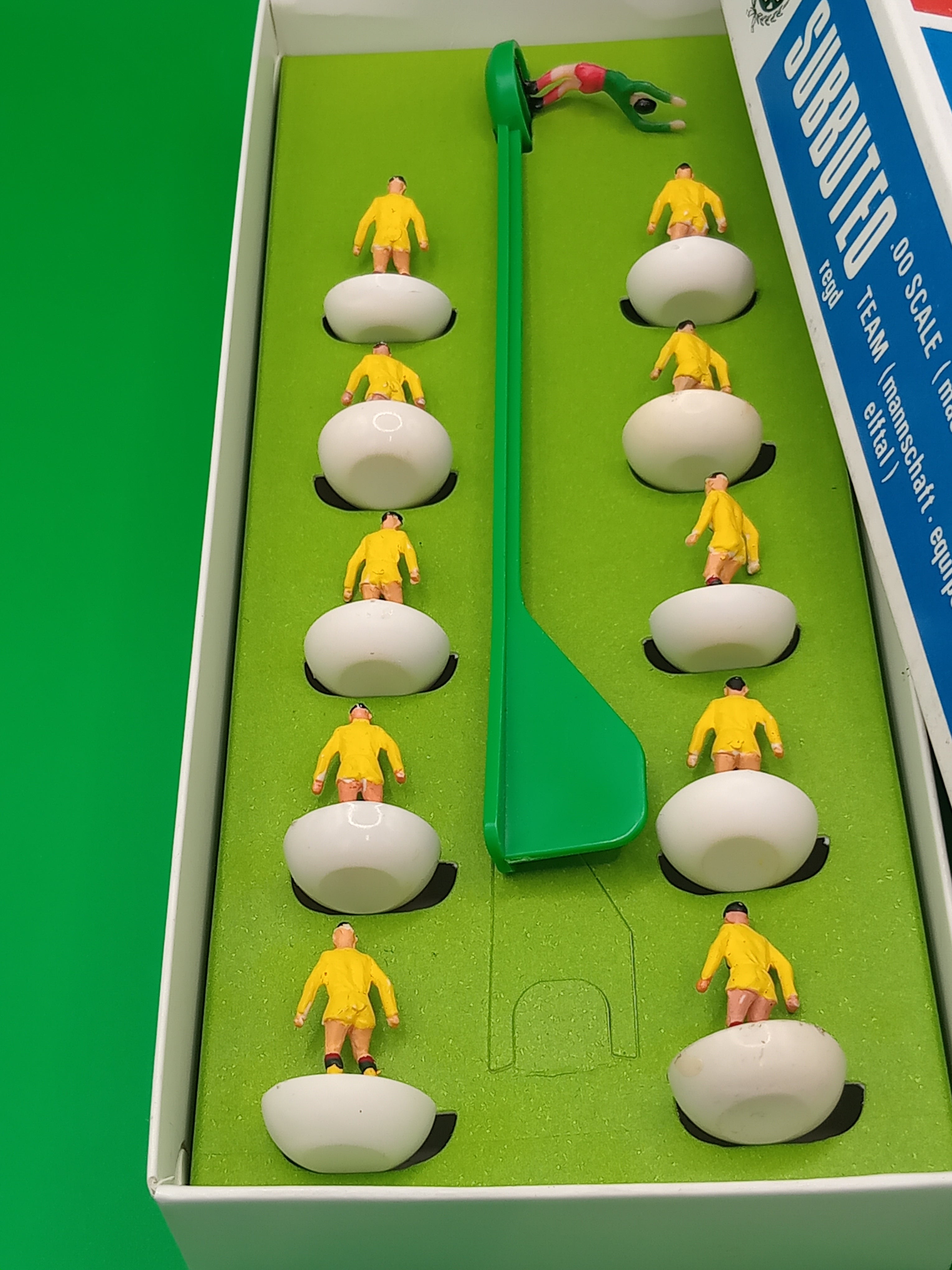 Subbuteo squadra hw Galles 2nd - ridipinta