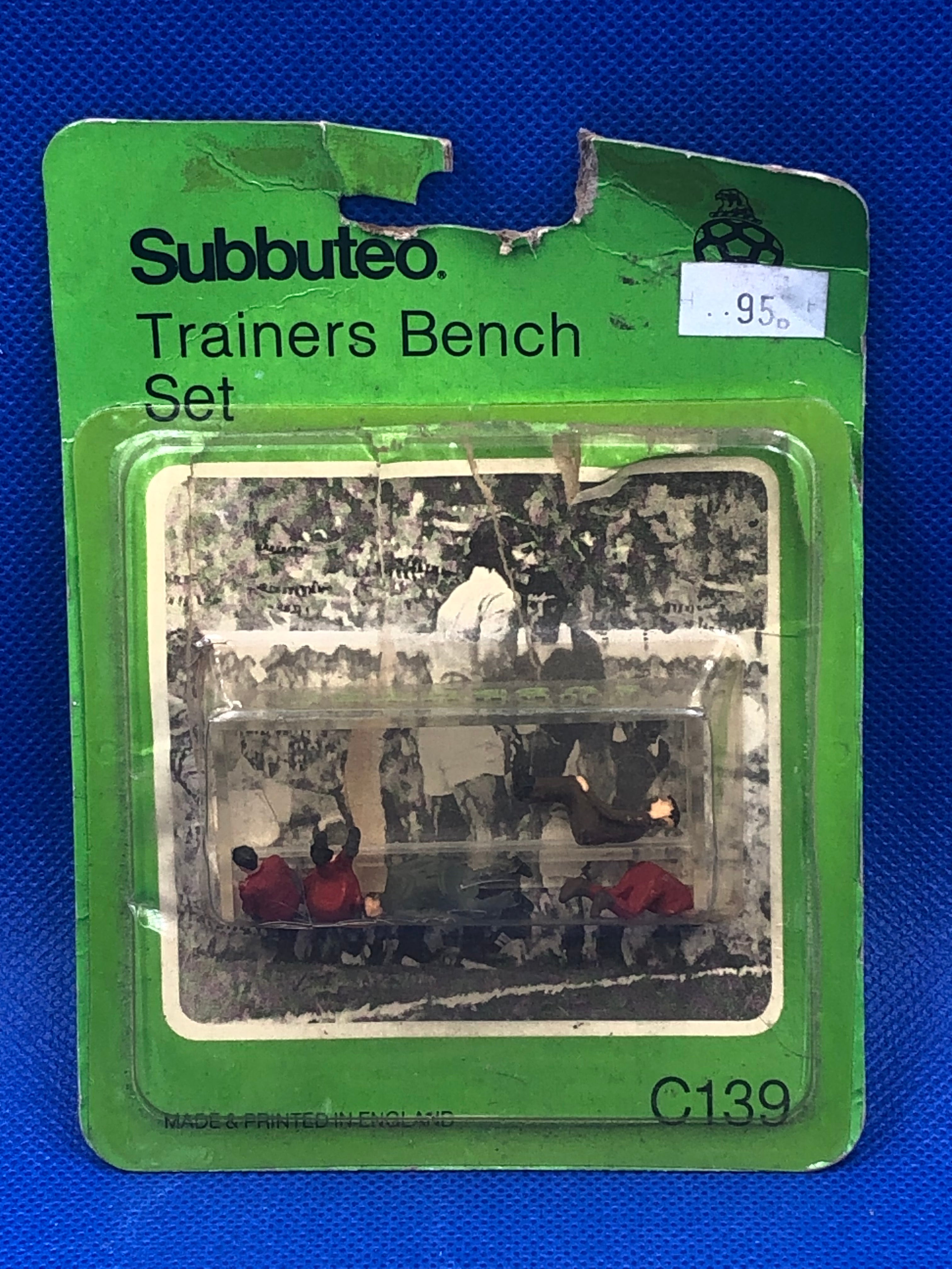 Subbuteo blister panchina con personaggi tuta rossa C139