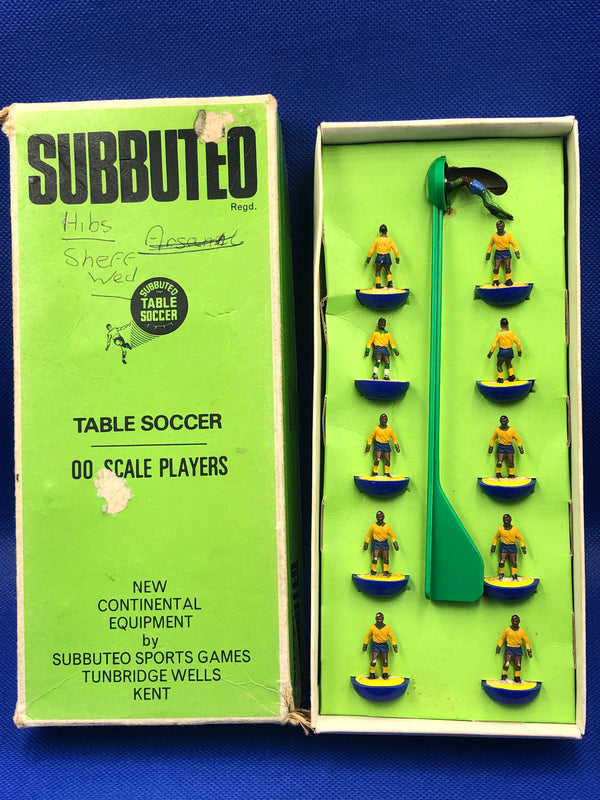 Subbuteo squadra hw Brasile ref 050 - Basi Blu/Giallo