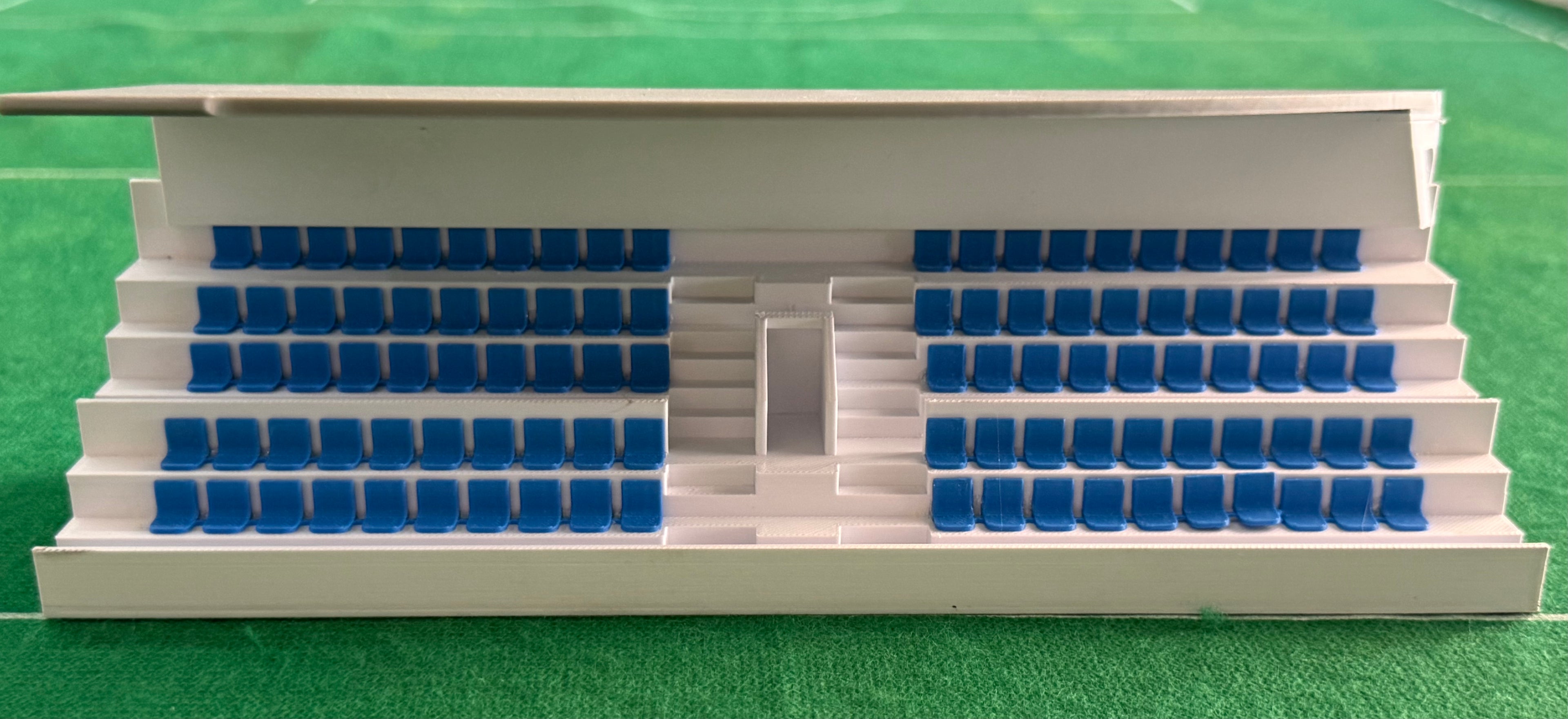 SubbuteoLab Linea stadio 3D Gradinata tettoia semi curva - Seggiolini Blu