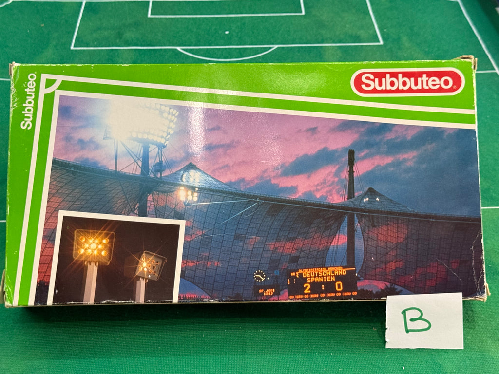 Subbuteo coppia di Riflettori stadio 61222 - B