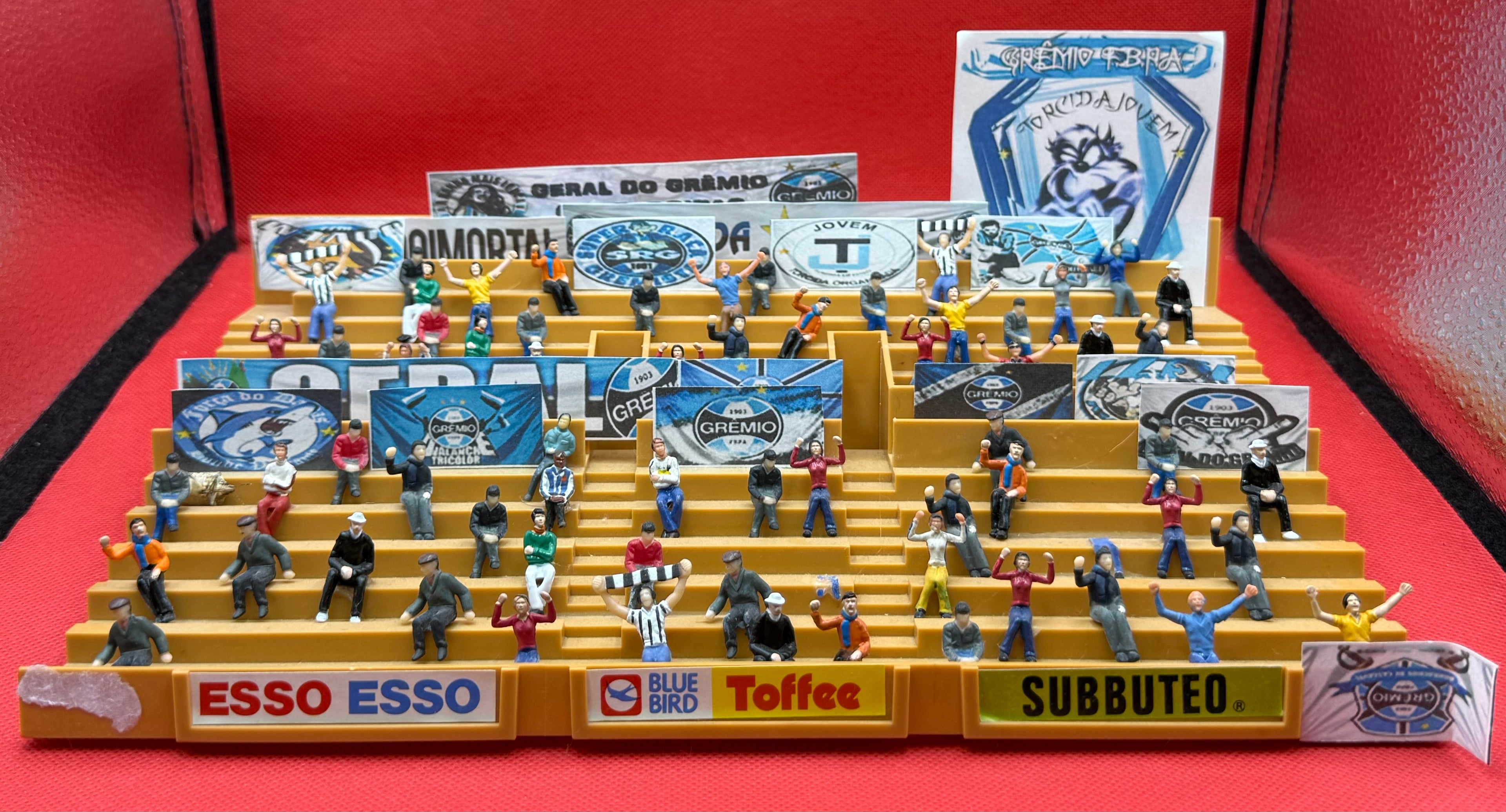 Subbuteo Gradinate C142 con spettatori - striscioni Gremio