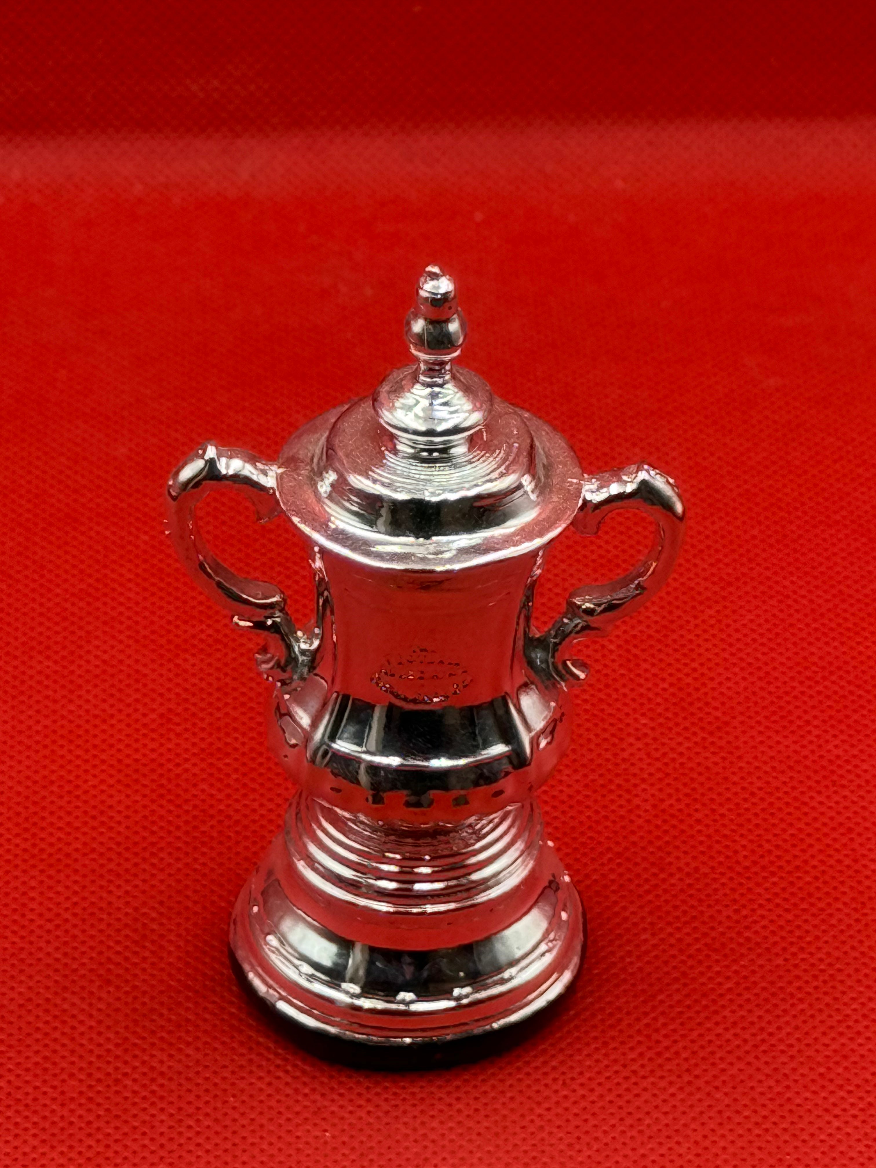 Subbuteo Trofeo F.A. Cup - 10cm
