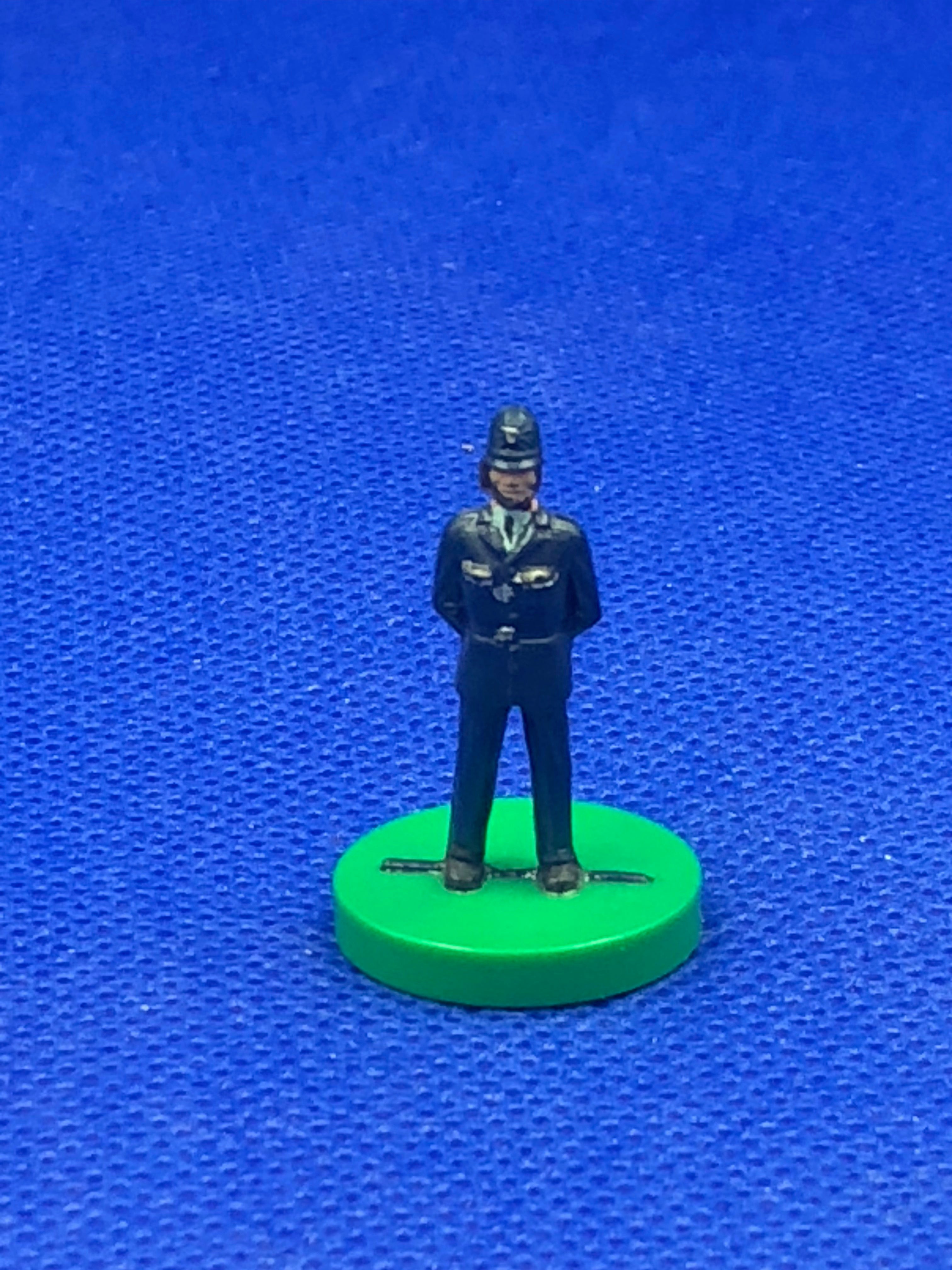 Subbuteo personaggio stadio Bobby in Attesa base verde