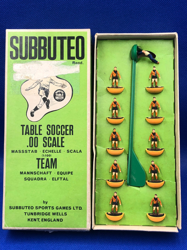 Subbuteo squadra hw Luton Town ref 169