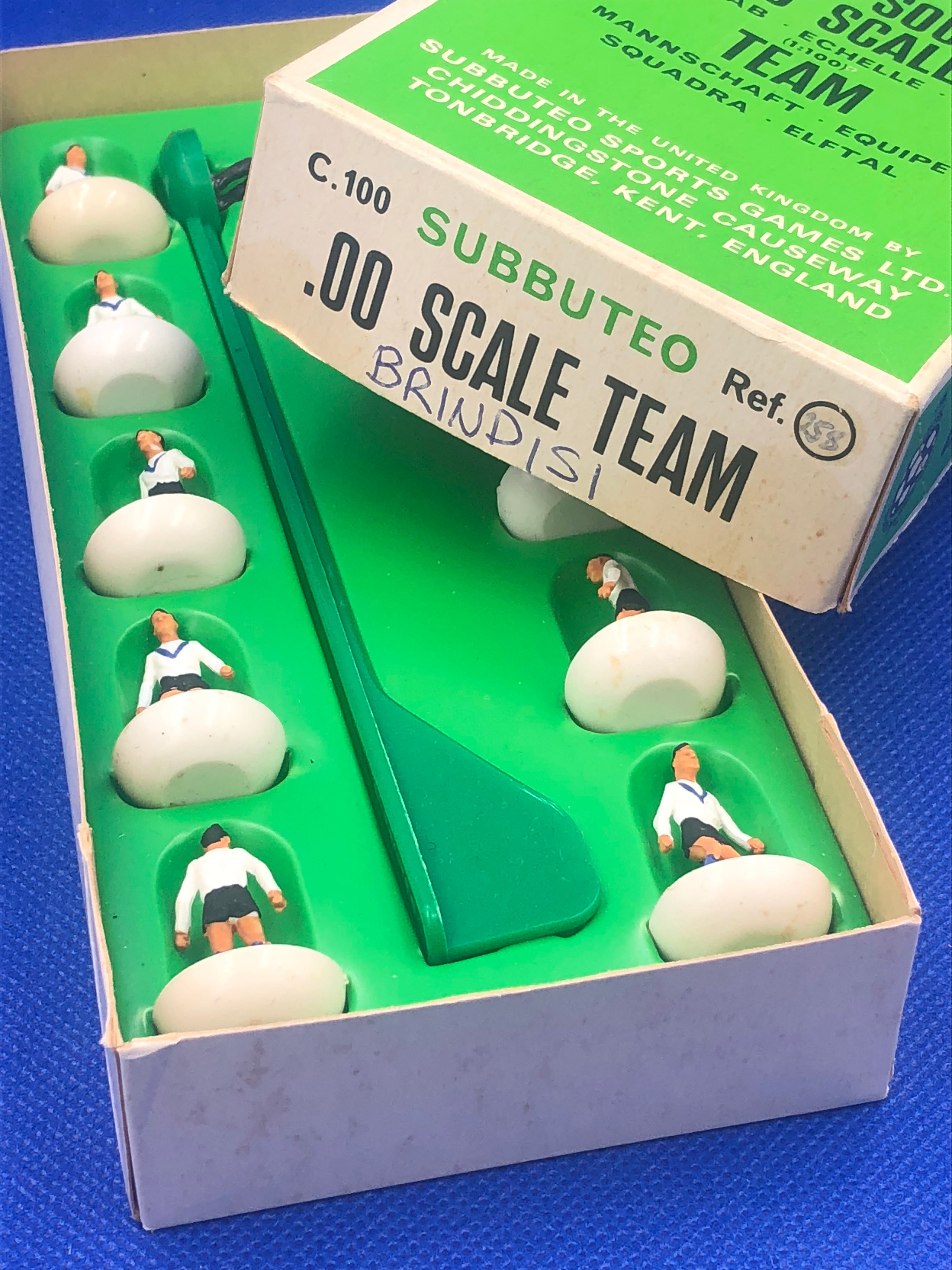Subbuteo squadra HW Brindisi ref 258
