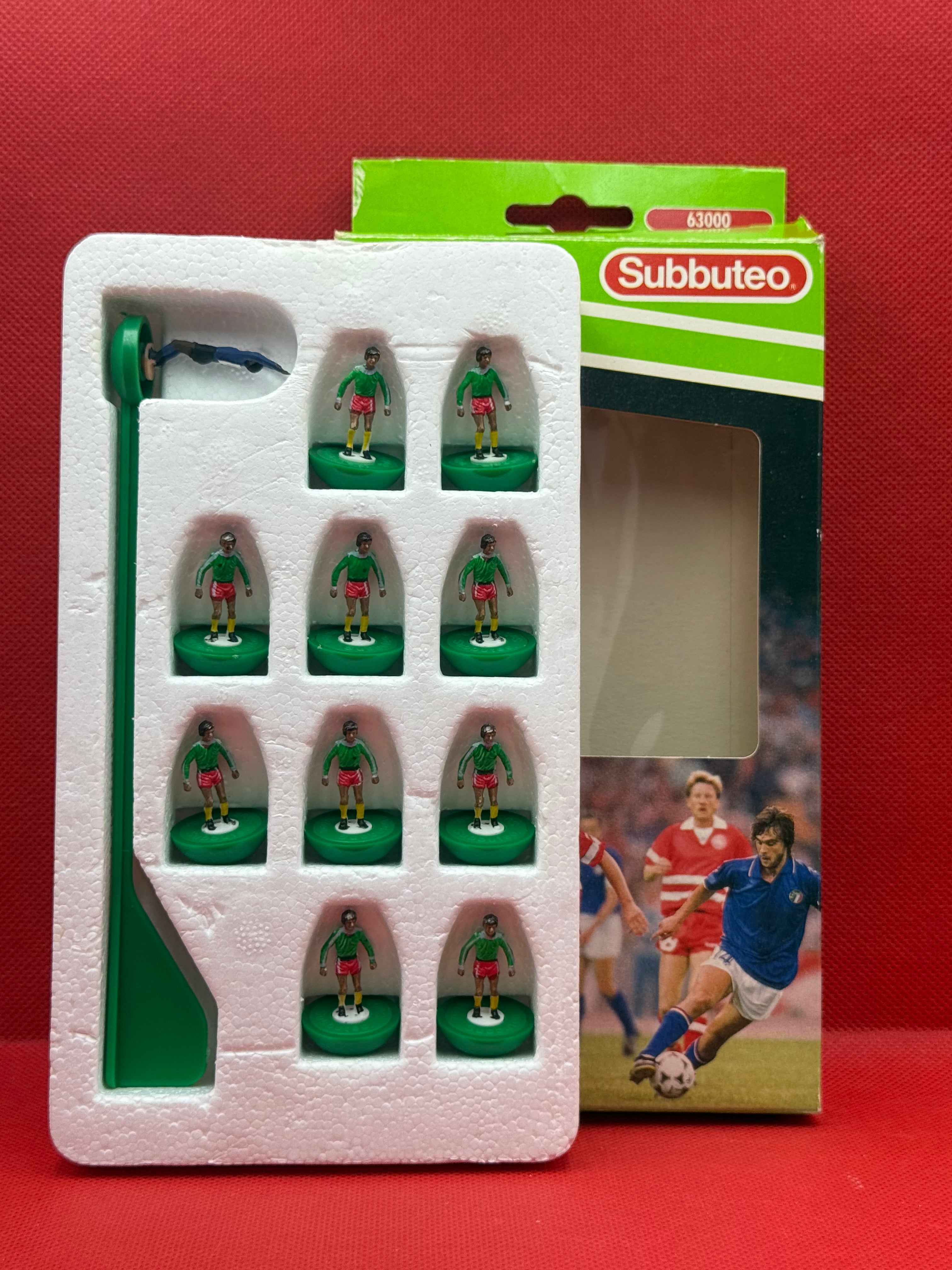 Subbuteo squadra base LW Camerun ref 403