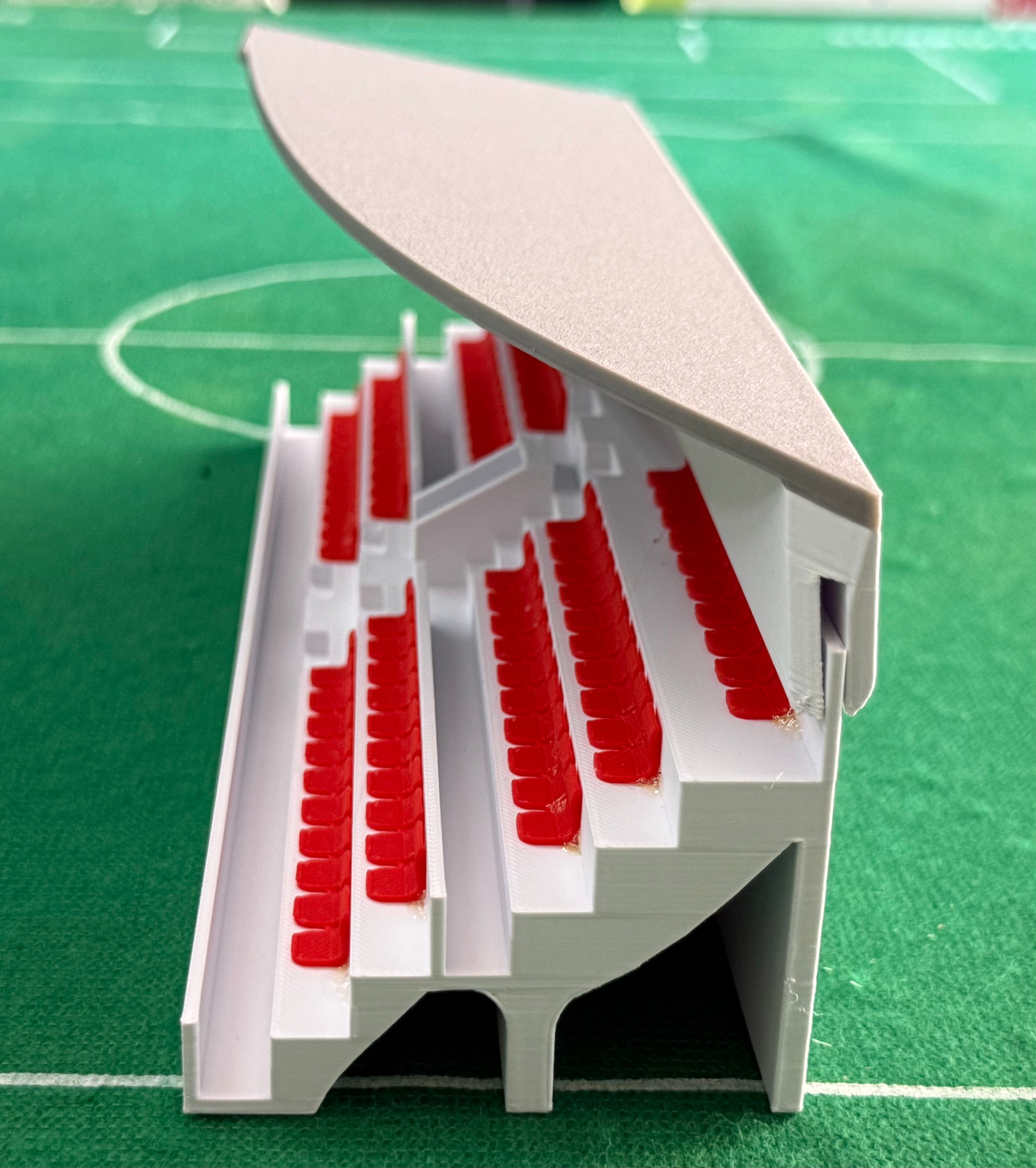 Subbuteolab Linea stadio 3D Gradinata semi curva tettoia - Seggiolini Rossi